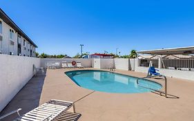 Super 8 By Wyndham Goodyear/Phoenix Area